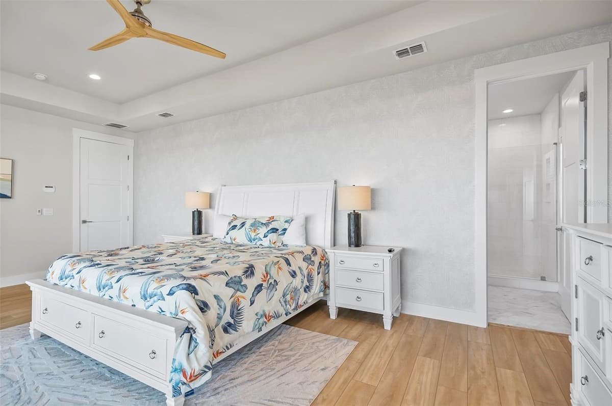 202 SURFVIEW LANE — photo 33 of 48