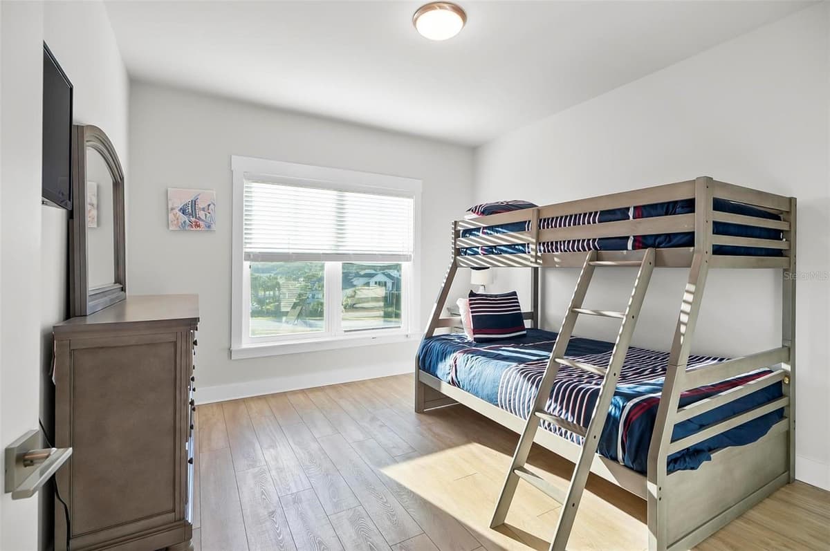 202 SURFVIEW LANE — photo 41 of 48