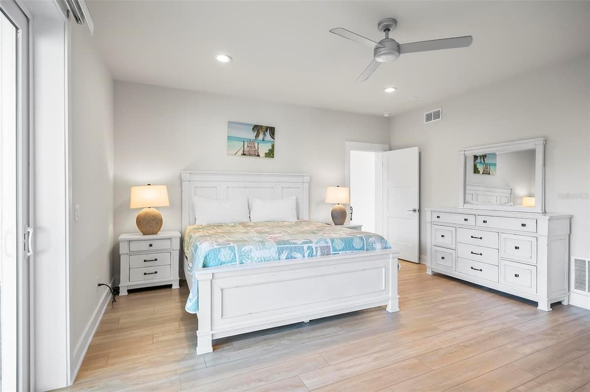 202 SURFVIEW LANE — photo 47 of 48