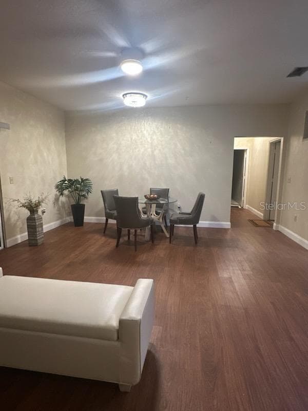 132 VISTA VERDI CIRCLE — photo 12 of 35