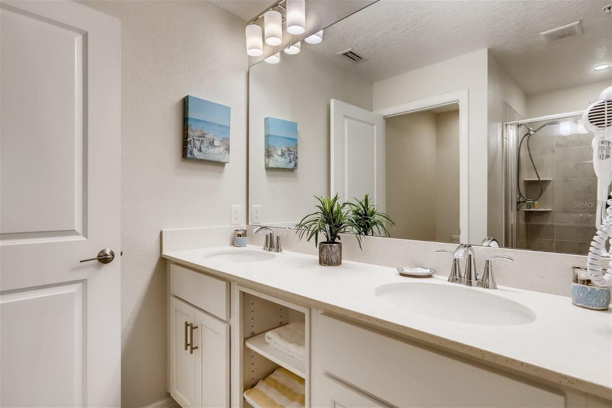 4731 CLOCK TOWER DRIVE — photo 3 of 39