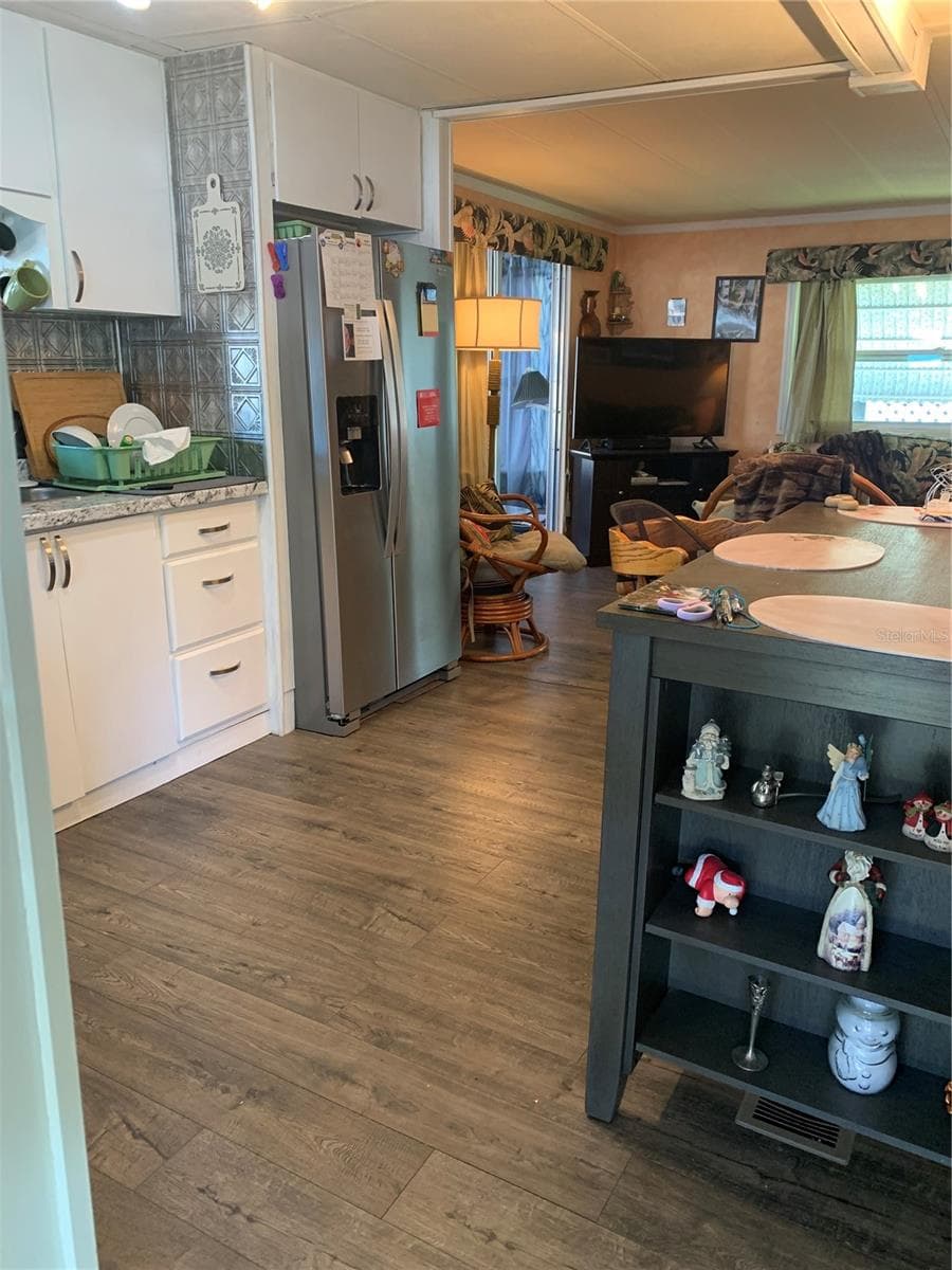 10456 PEACEFUL DRIVE — photo 3 of 24