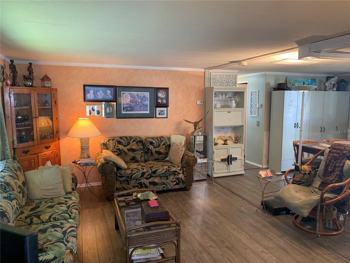 10456 PEACEFUL DRIVE — photo 13 of 24