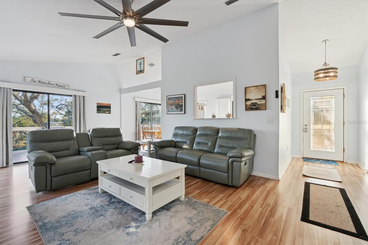 12631 HODGSON AVENUE — photo 11 of 40