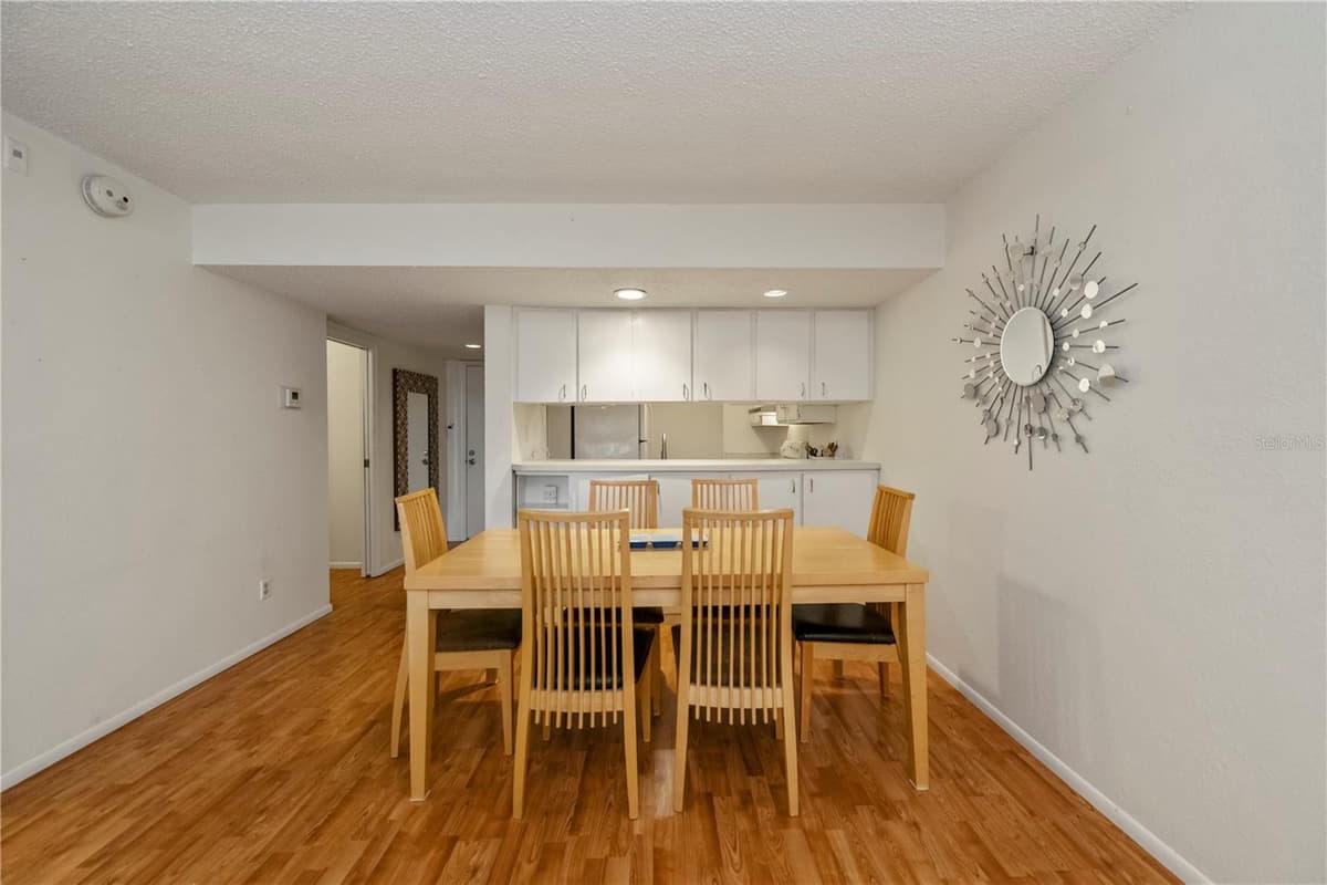 25188 MARION AVENUE — photo 9 of 49