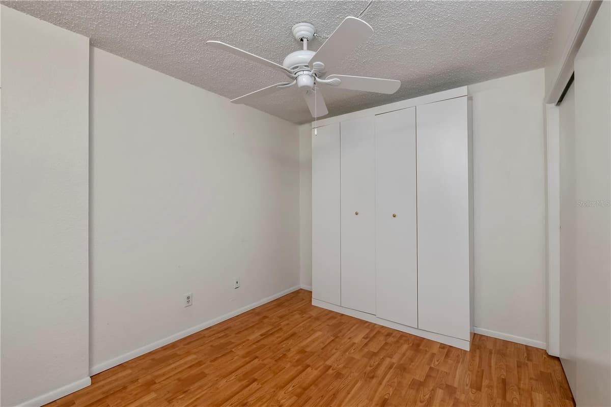 25188 MARION AVENUE — photo 24 of 49