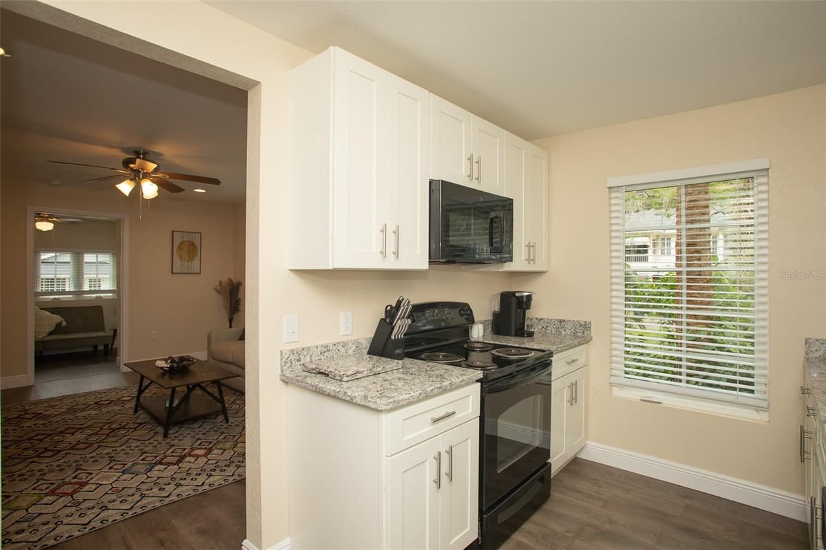 915 PALMETTO STREET — photo 35 of 65