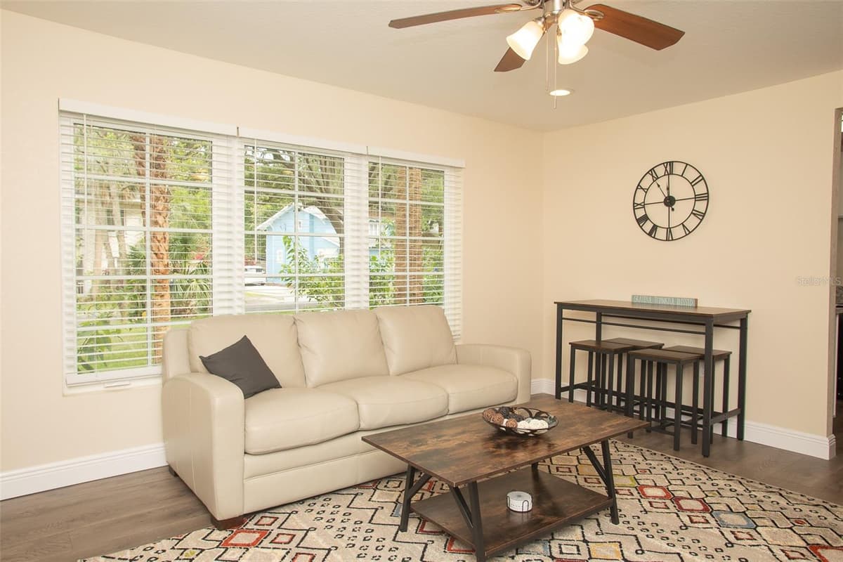 915 PALMETTO STREET — photo 32 of 65