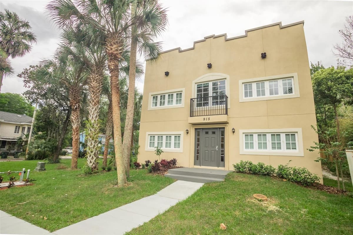 915 PALMETTO STREET — photo 3 of 65