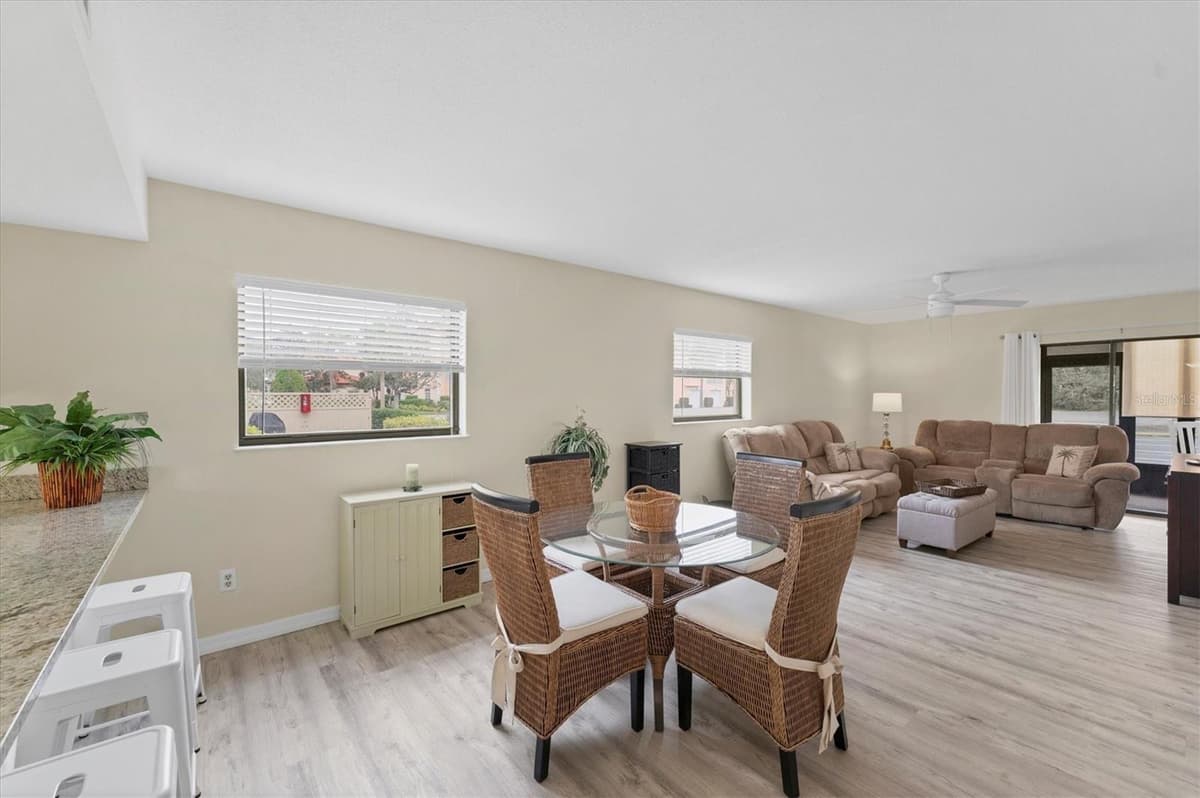 104 CAPRI ISLES BOULEVARD — photo 12 of 43