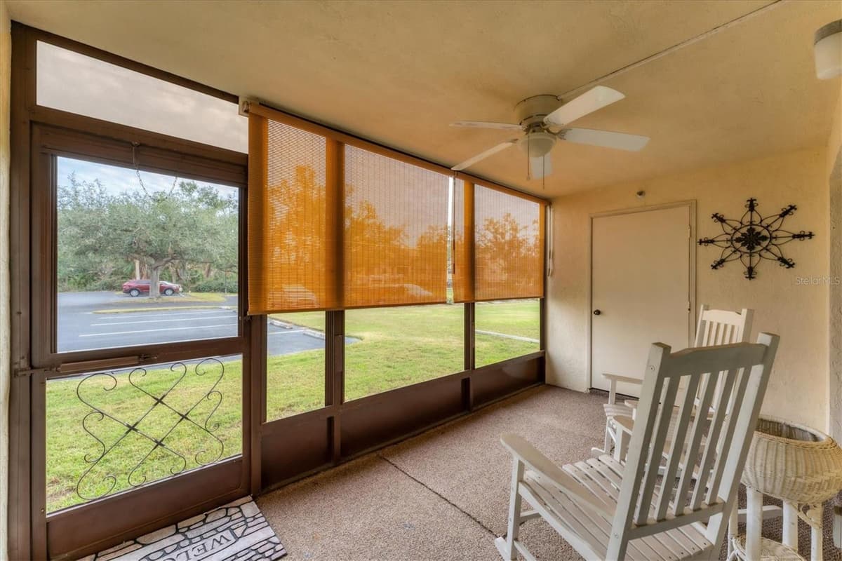 104 CAPRI ISLES BOULEVARD — photo 24 of 43