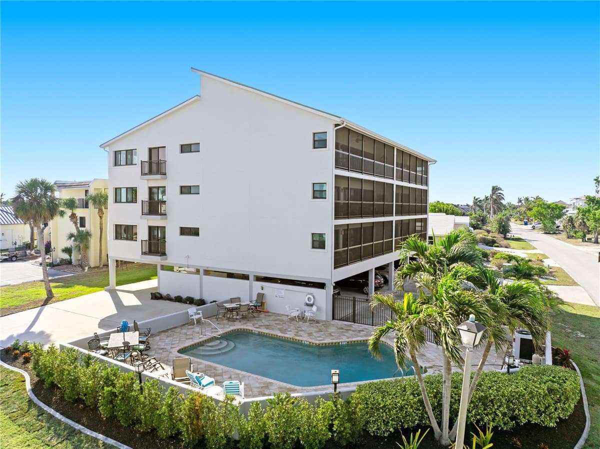 1801 JAMAICA WAY — photo 39 of 47