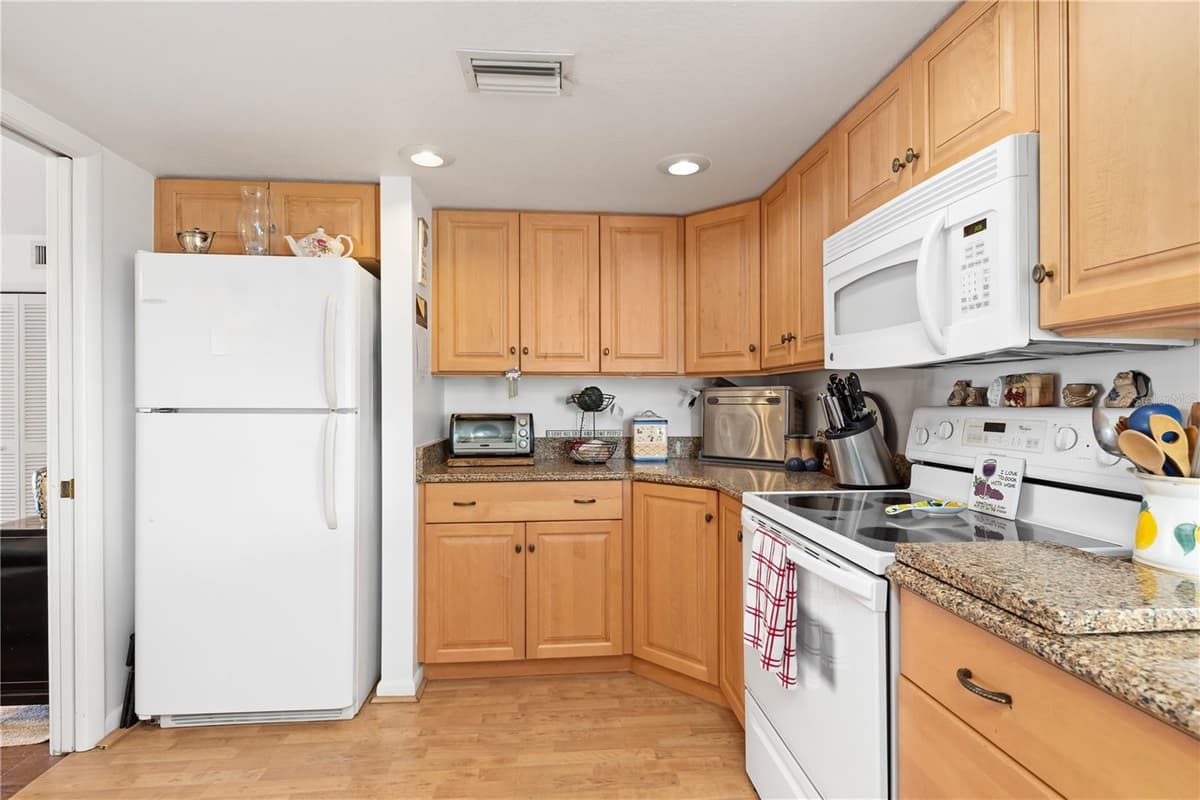 1801 JAMAICA WAY — photo 15 of 47