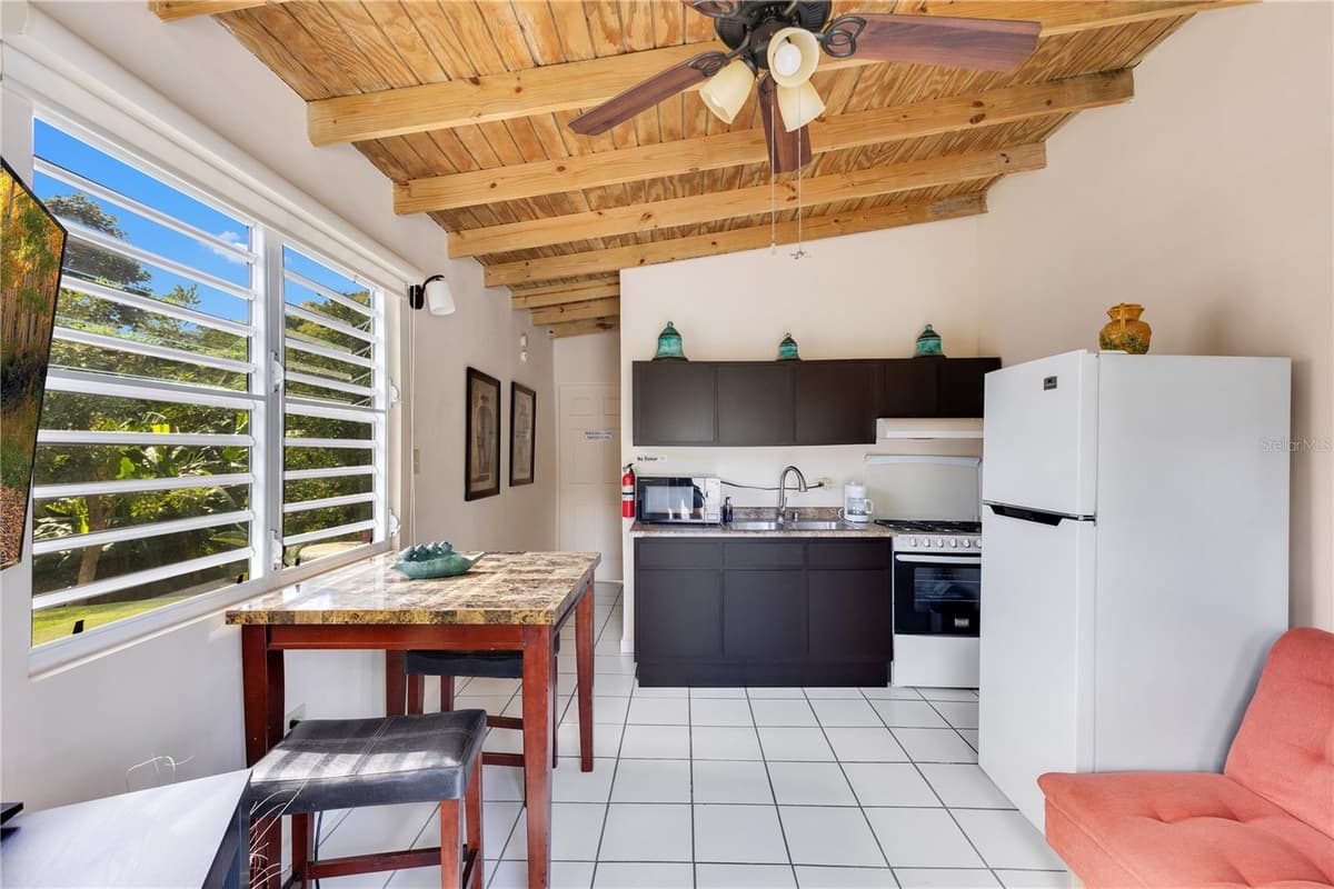 132 QUEBRADA CEIBA — photo 13 of 86