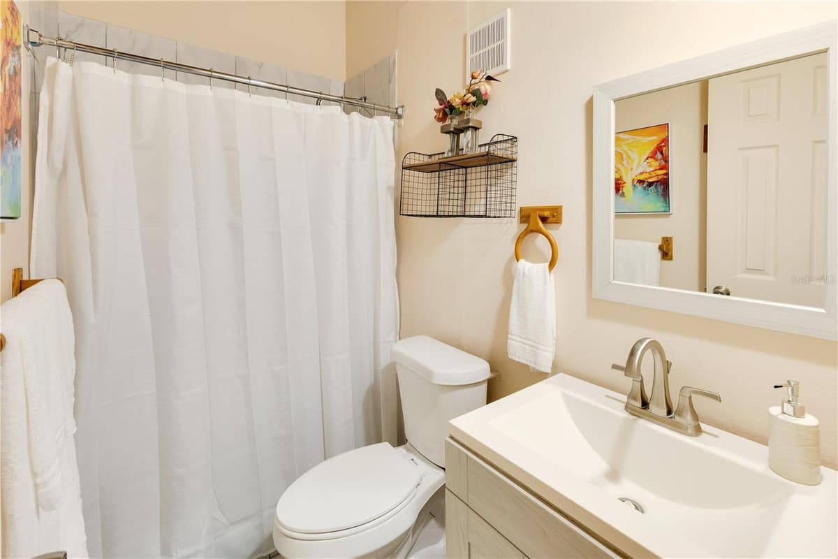 132 QUEBRADA CEIBA — photo 16 of 86