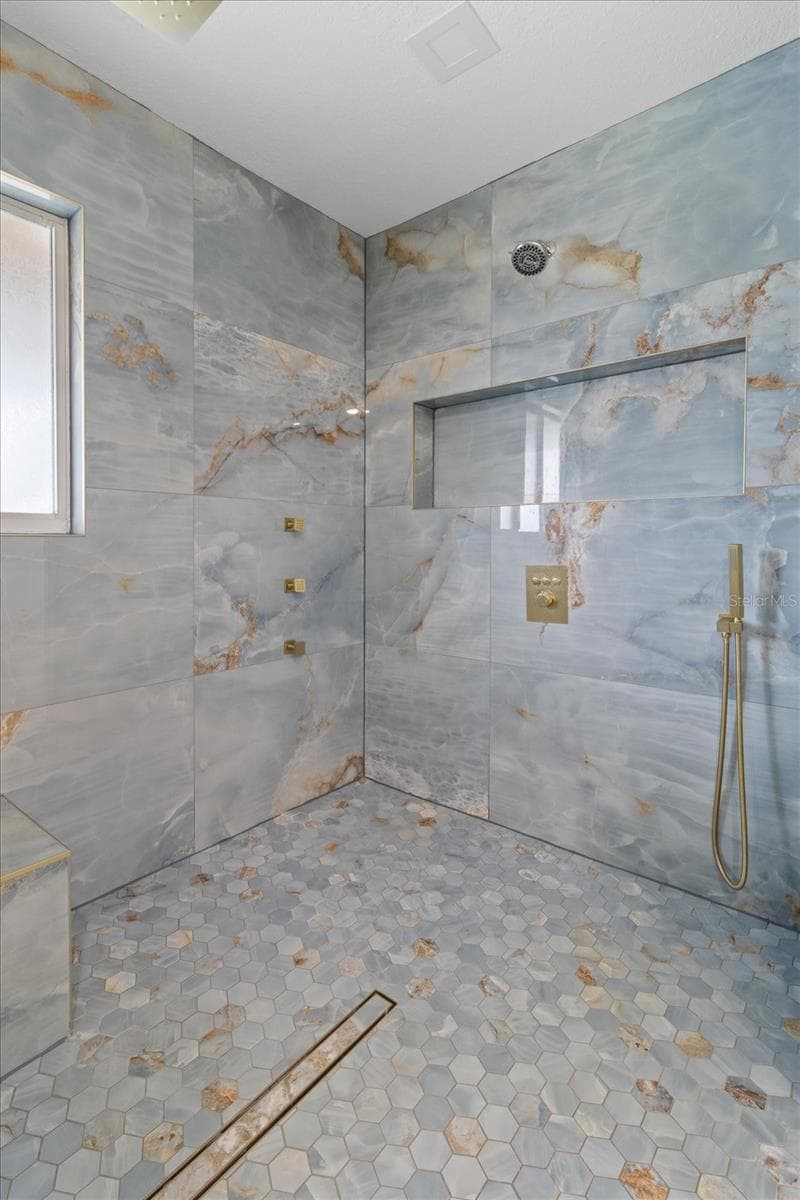 13477 IRWIN DRIVE — photo 36 of 99
