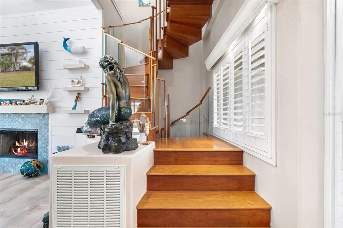 13477 IRWIN DRIVE — photo 18 of 99