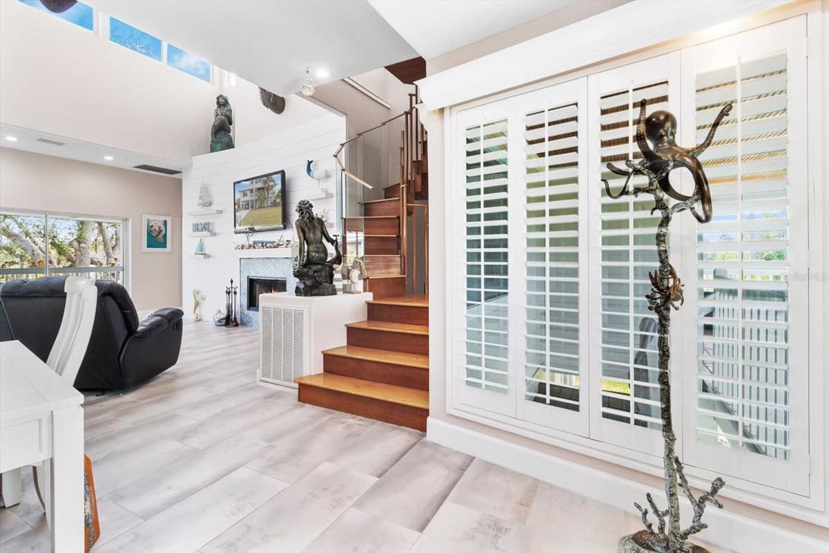 13477 IRWIN DRIVE — photo 15 of 99