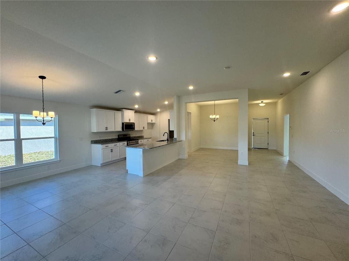 2504 AVERLAND LOOP — photo 3 of 9