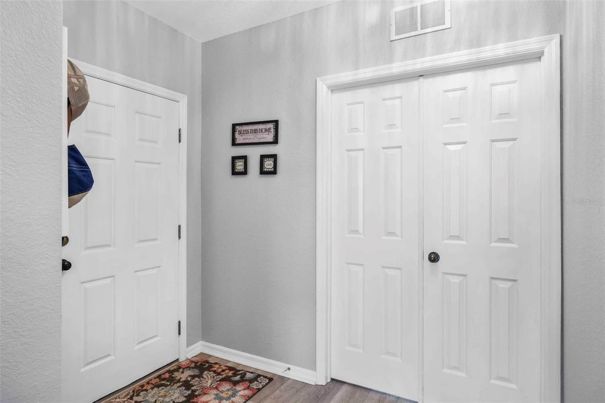 2121 HERON LAKE DRIVE — photo 7 of 41