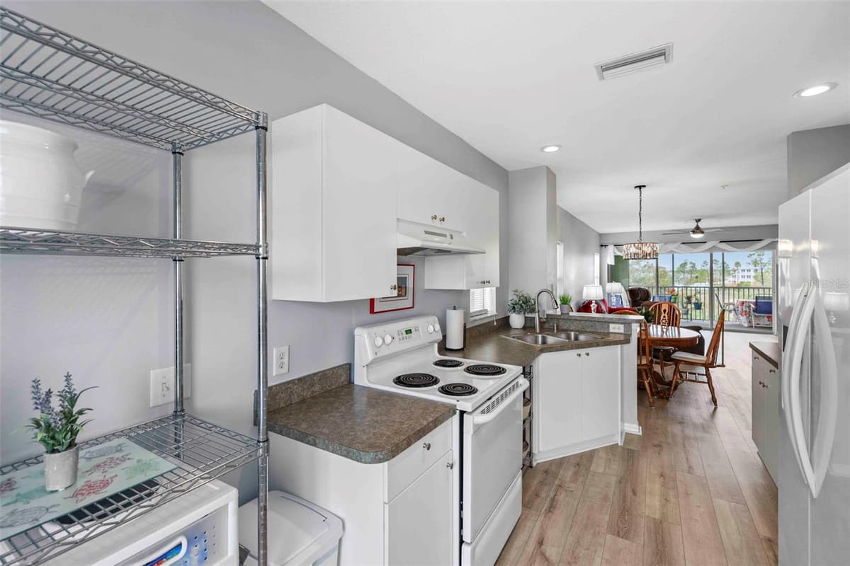 2121 HERON LAKE DRIVE — photo 18 of 41