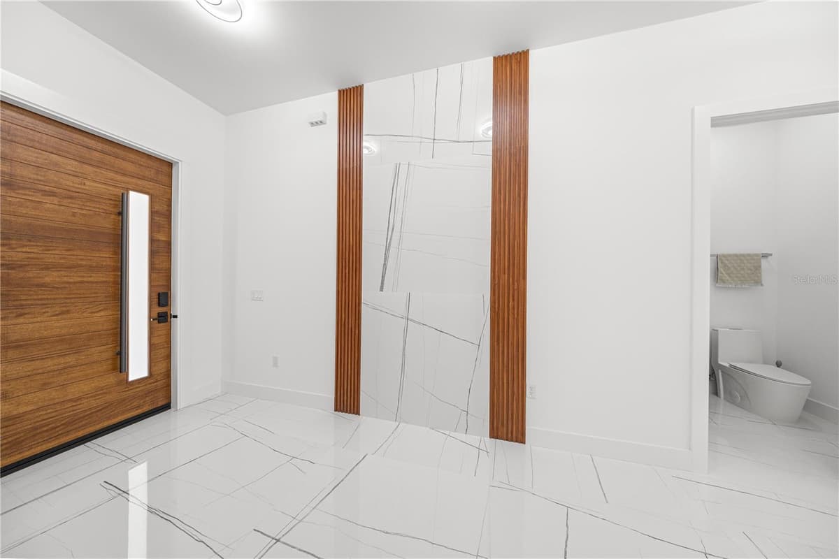 6877 131ST CIRCLE — photo 4 of 56