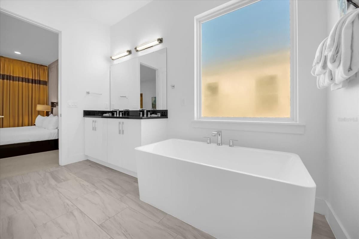 2137 PINE OAK LOOP — photo 39 of 59