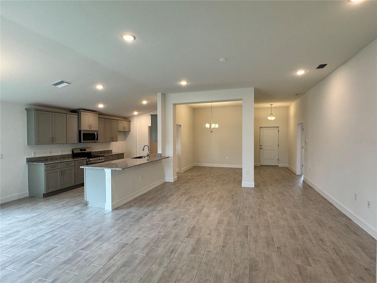 2676 AVERLAND LOOP — photo 3 of 8