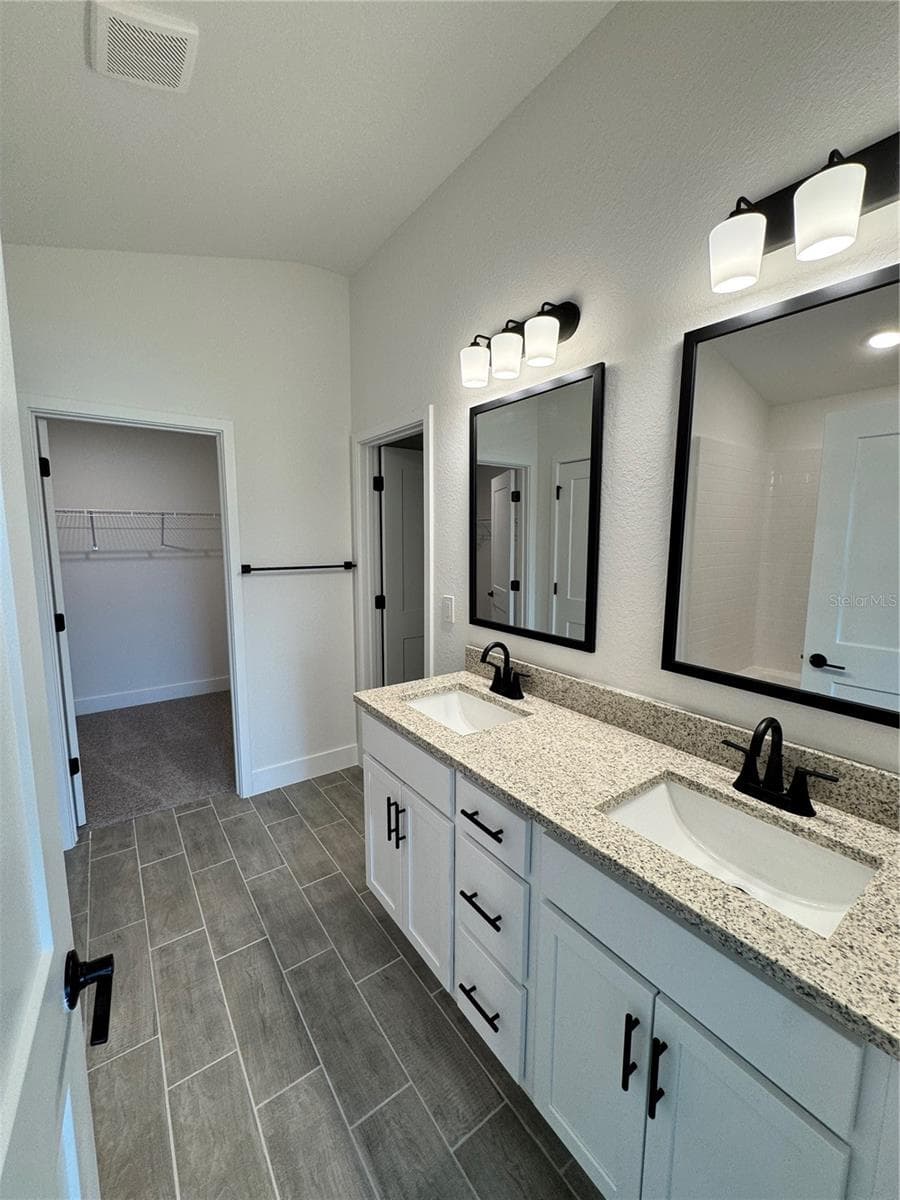 2667 AVERLAND LOOP — photo 9 of 16