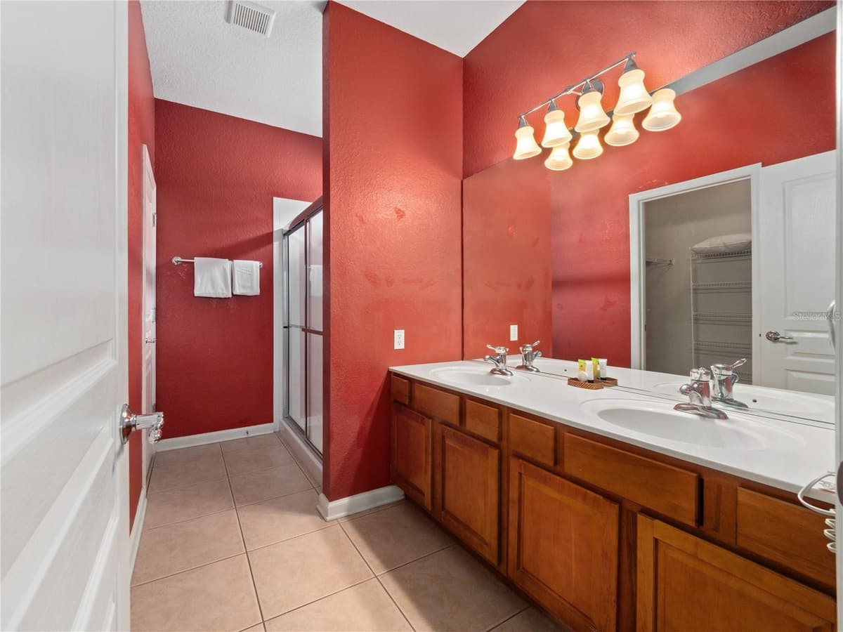 2615 PAWNALL STREET — photo 21 of 43