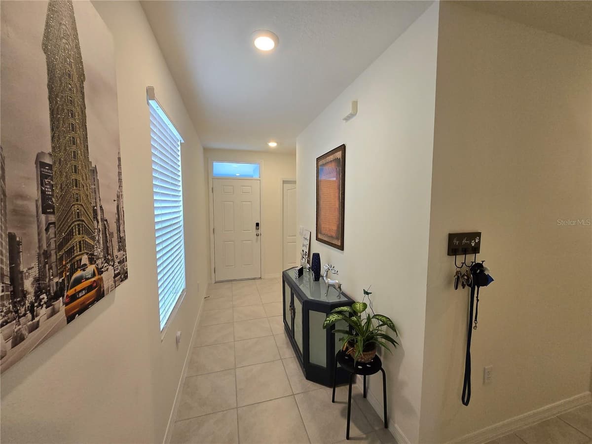 1657 ROSYDALE CIRCLE — photo 9 of 52