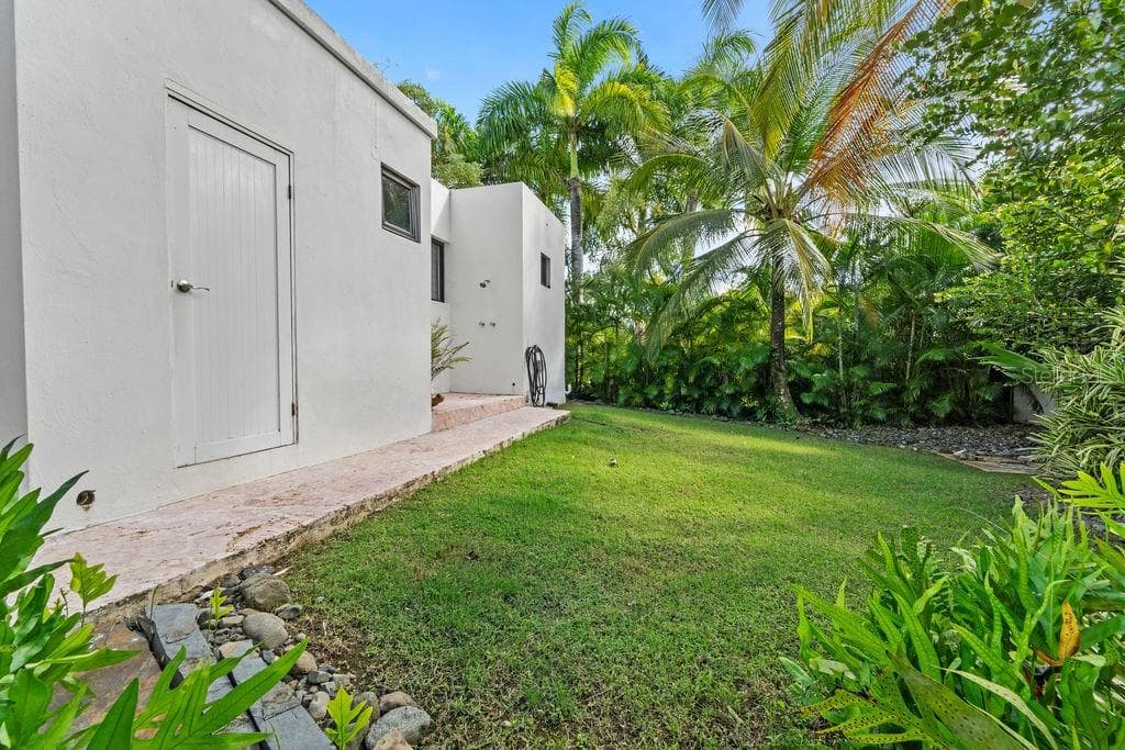 384 DORADO BEACH EAST — photo 60 of 71