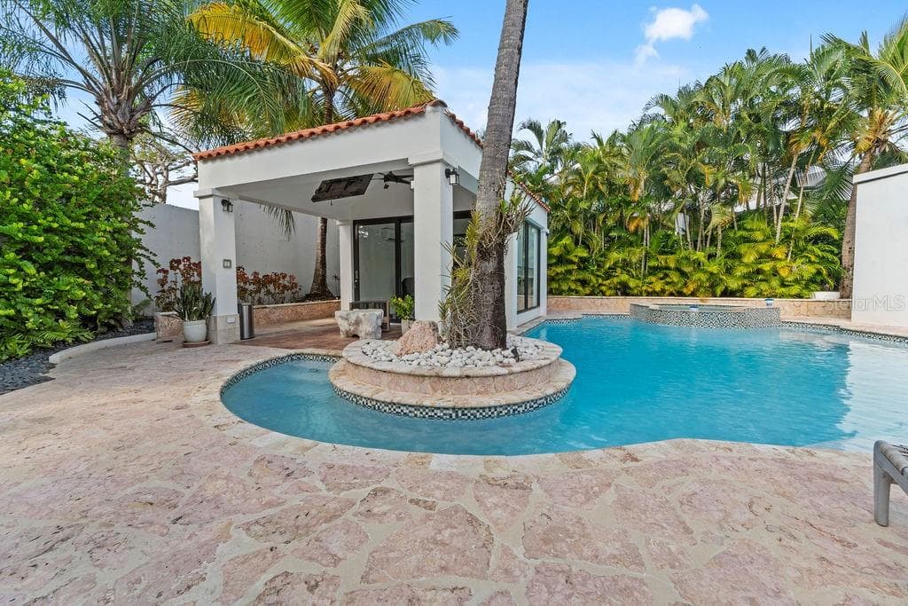384 DORADO BEACH EAST — photo 45 of 71