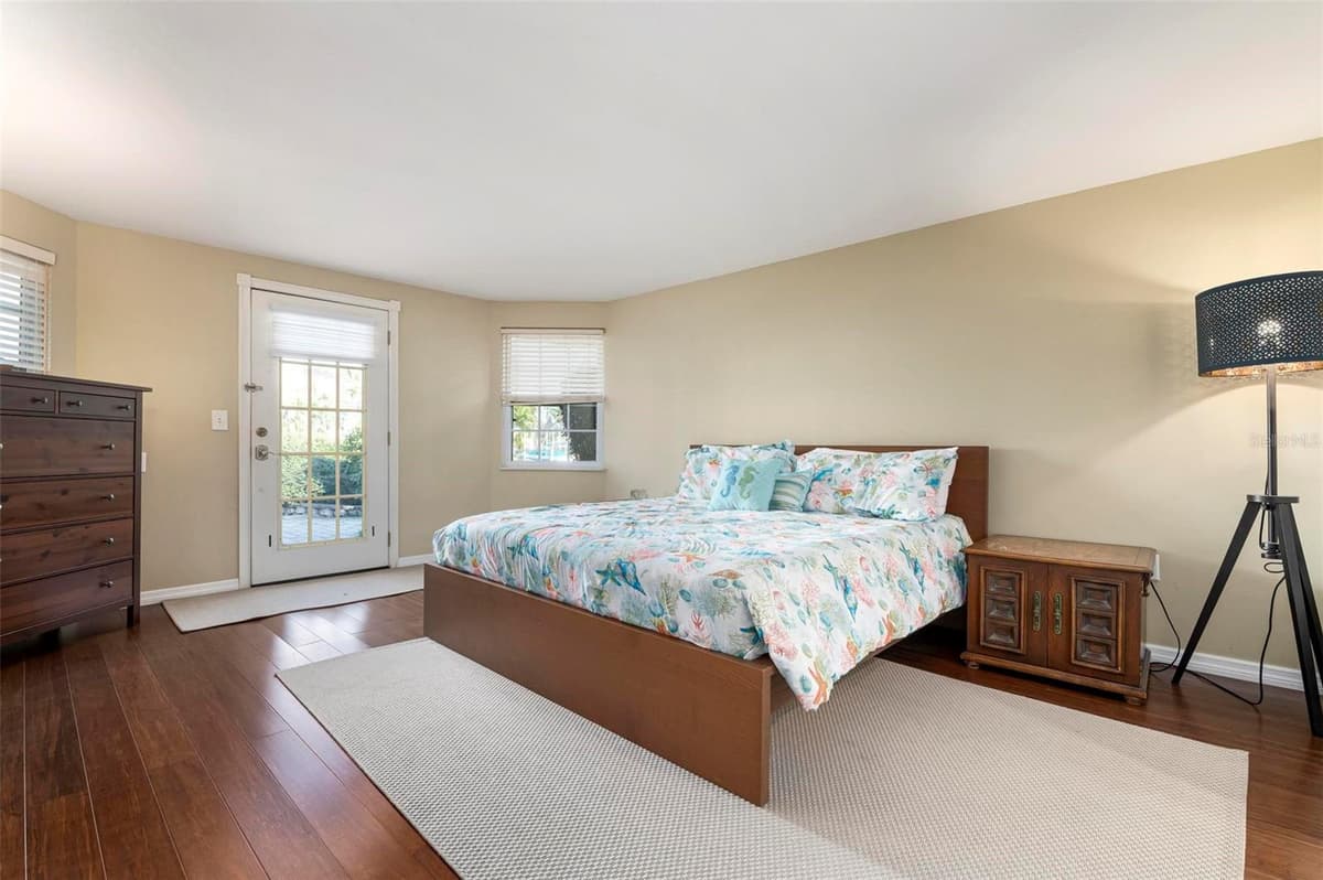 5207 BIMINI DRIVE — photo 18 of 40