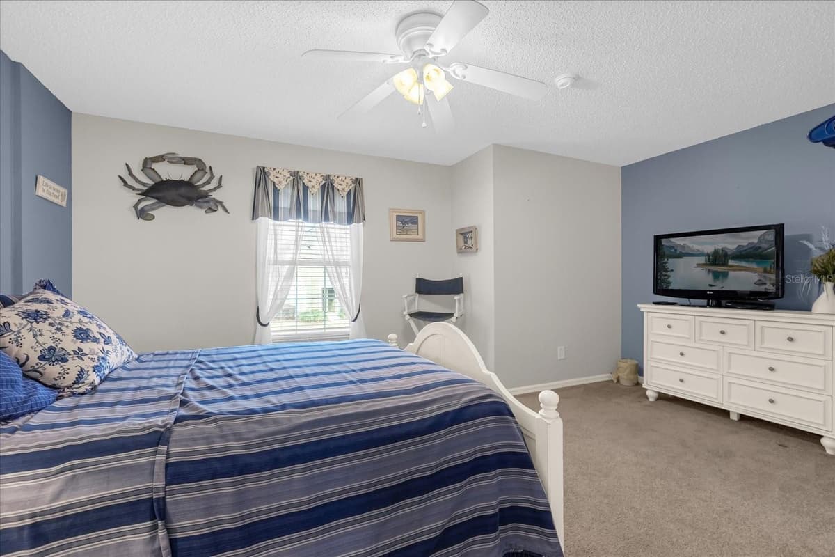 8511 LA ISLA DRIVE — photo 14 of 79