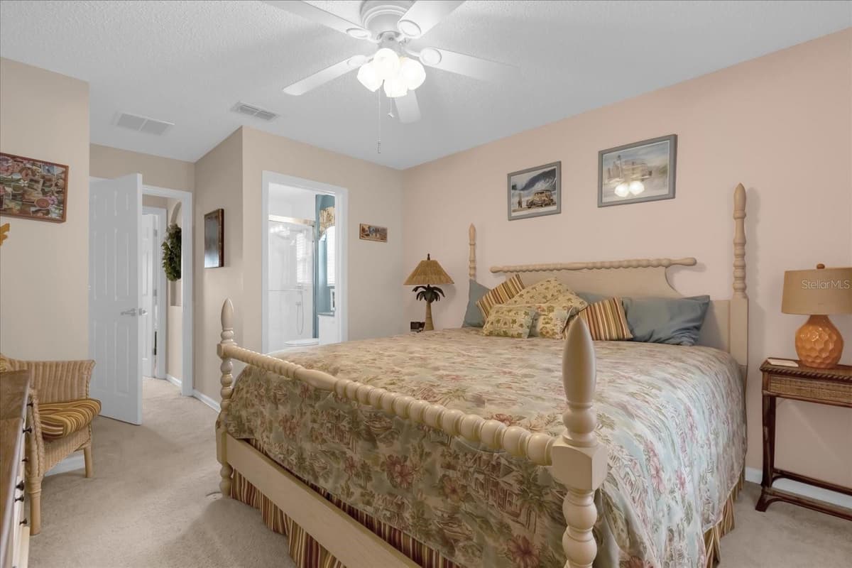 8511 LA ISLA DRIVE — photo 32 of 79