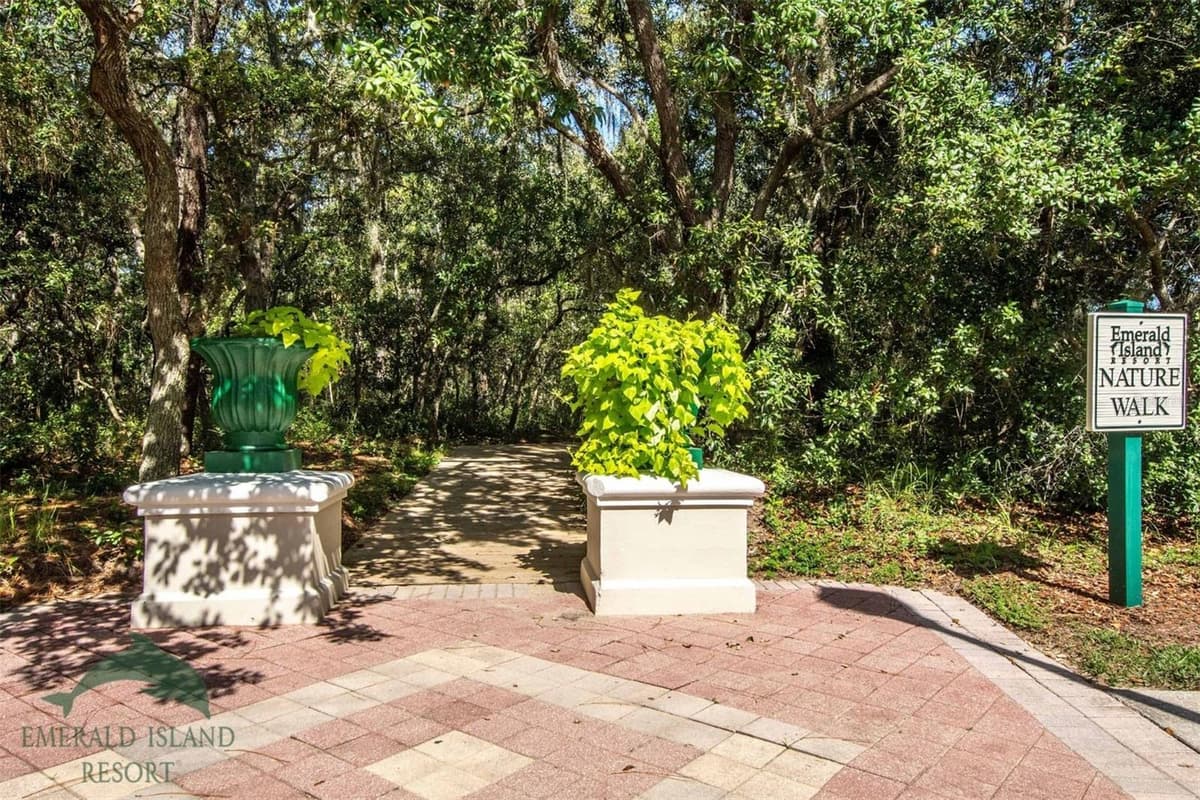 8511 LA ISLA DRIVE — photo 77 of 79