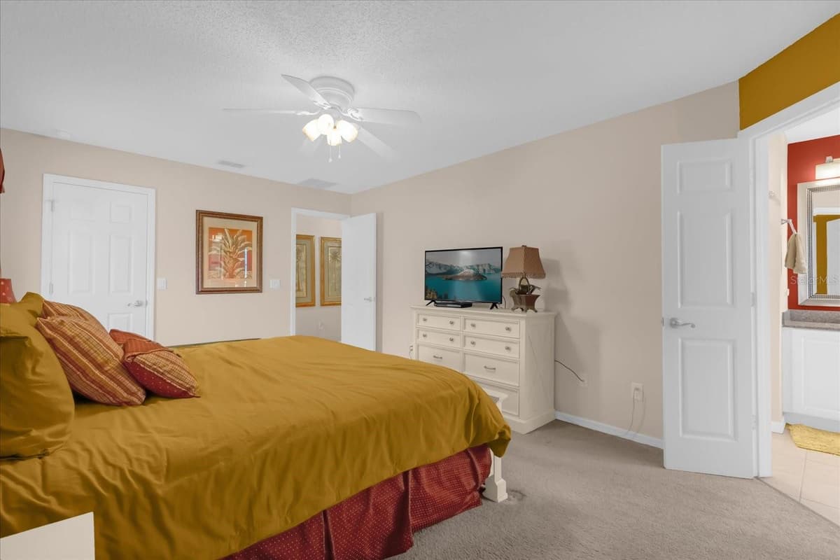 8511 LA ISLA DRIVE — photo 18 of 79