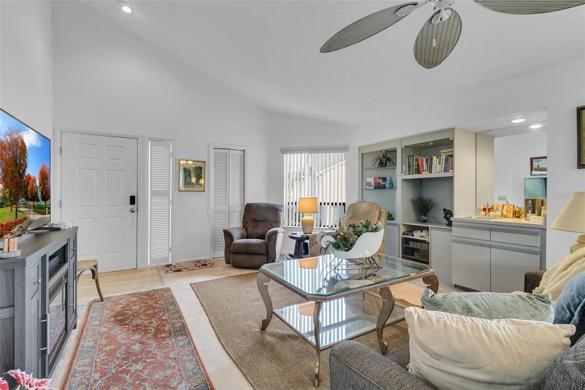 11961 EDGEVIEW COURT — photo 19 of 59