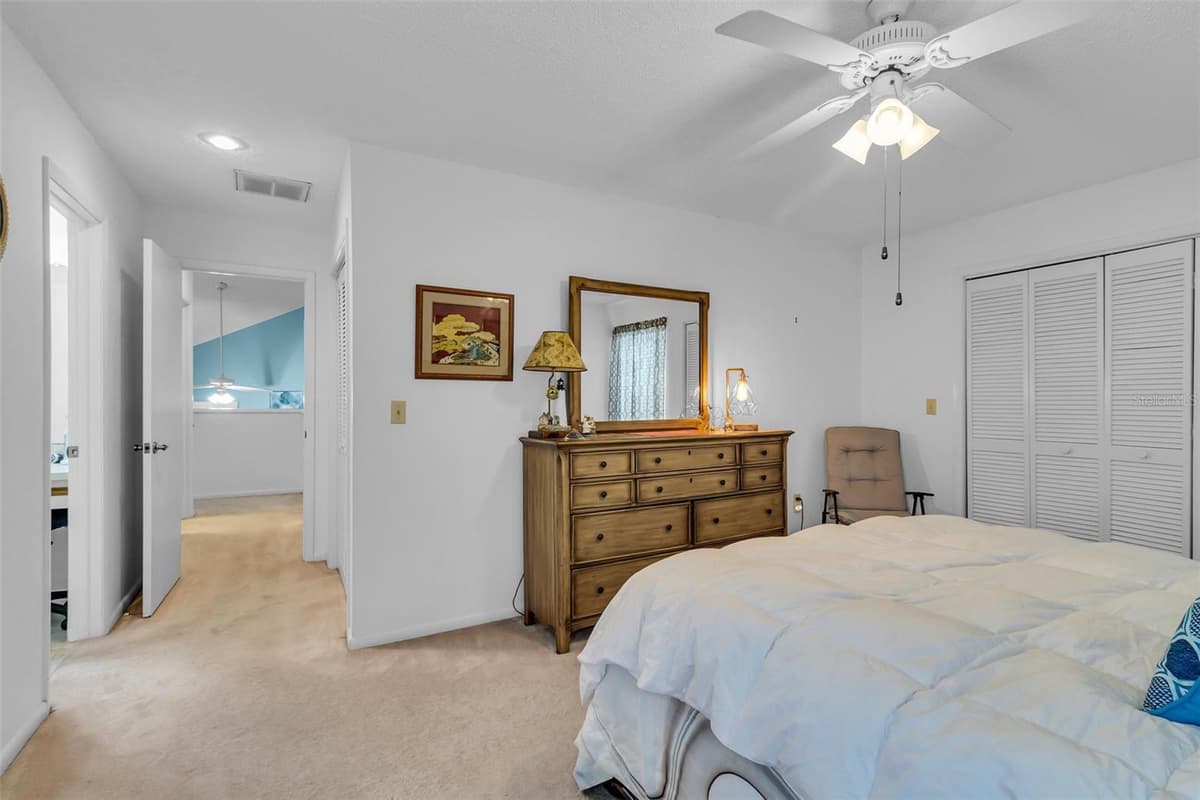 11961 EDGEVIEW COURT — photo 24 of 59