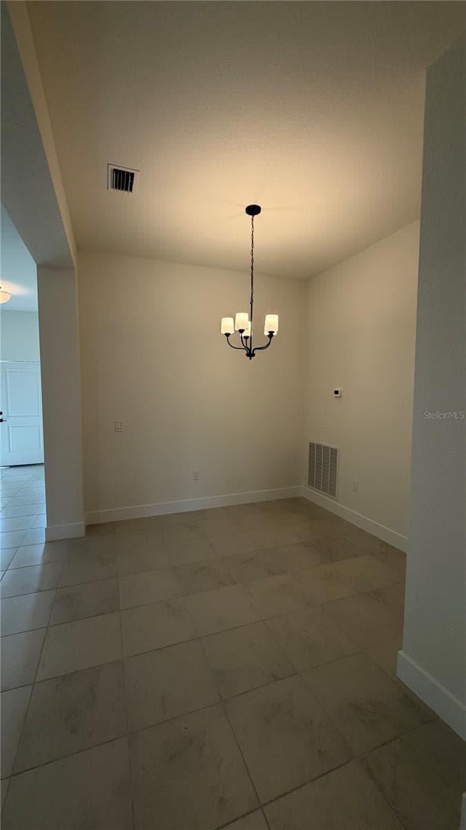 2500 AVERLAND LOOP — photo 4 of 9