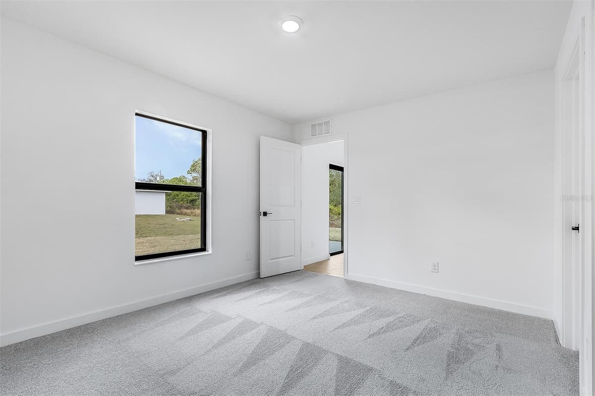4743 MICHALER STREET — photo 13 of 17