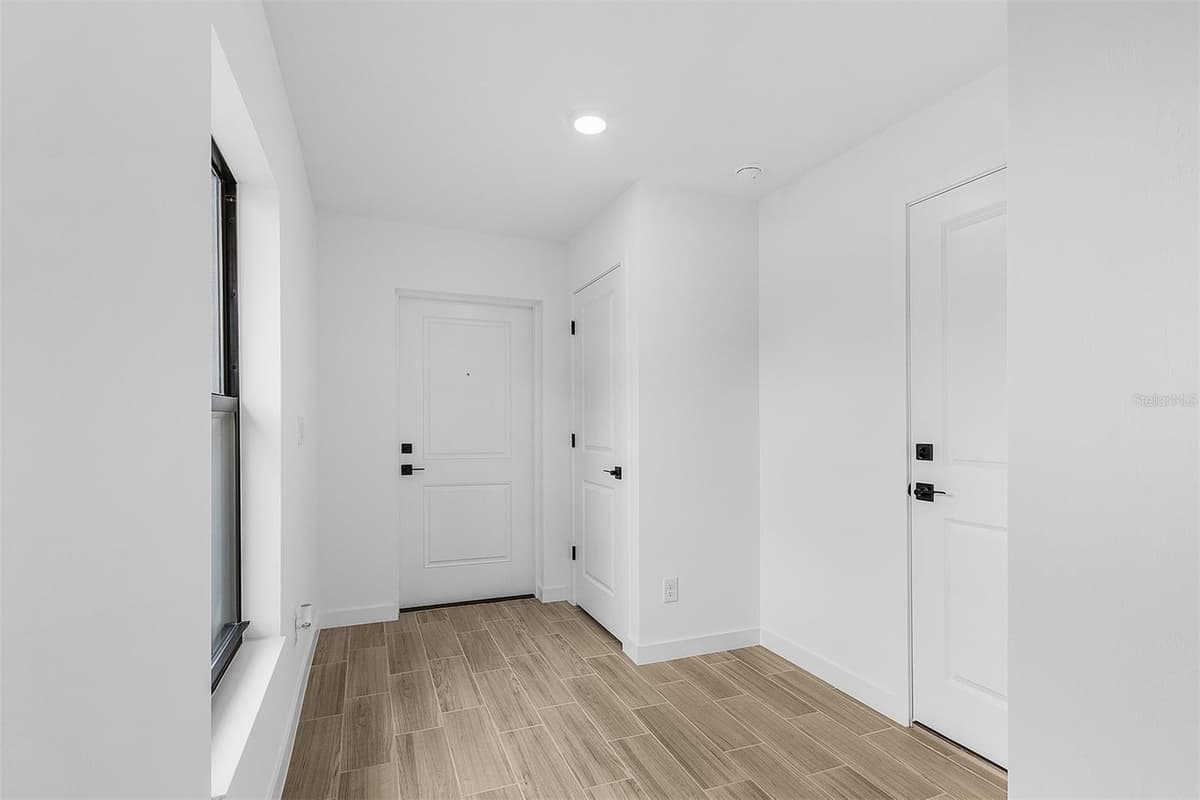 4743 MICHALER STREET — photo 4 of 17