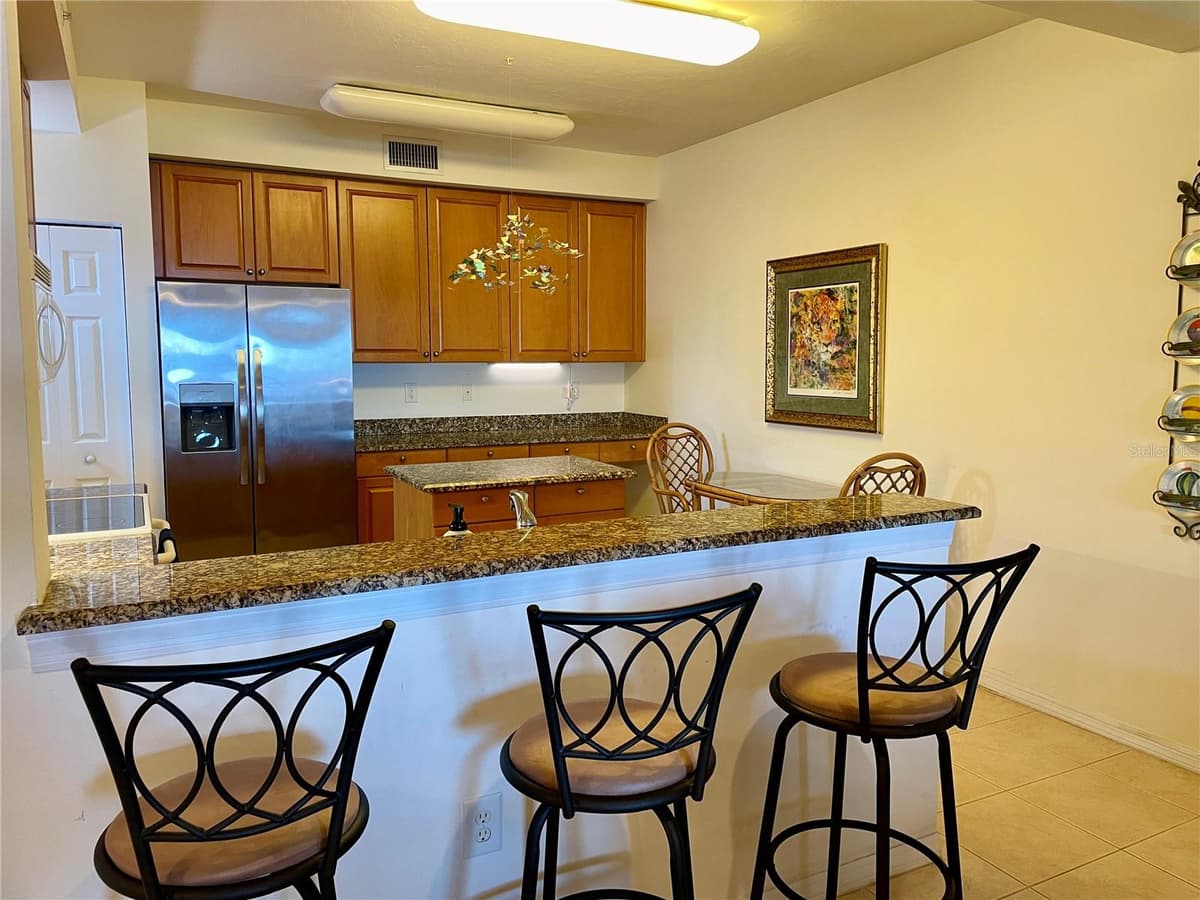 93 VIVANTE BOULEVARD — photo 13 of 61