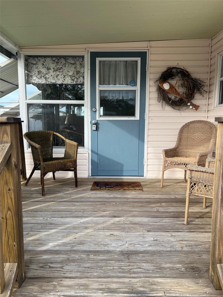 11300 124TH AVENUE — photo 3 of 25