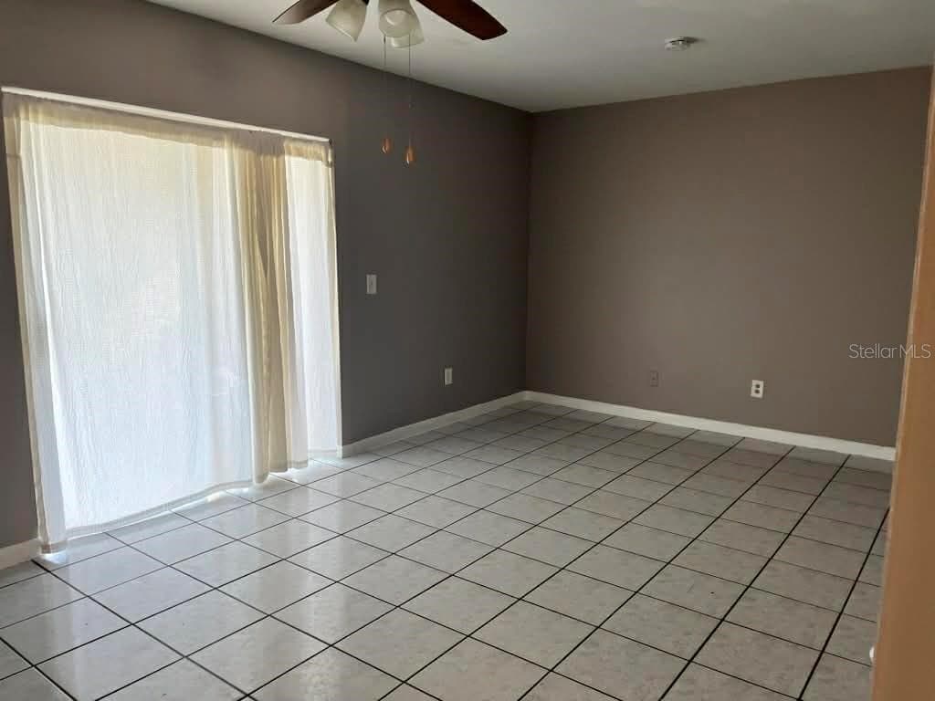 5885 DAHLIA DRIVE — photo 8 of 9