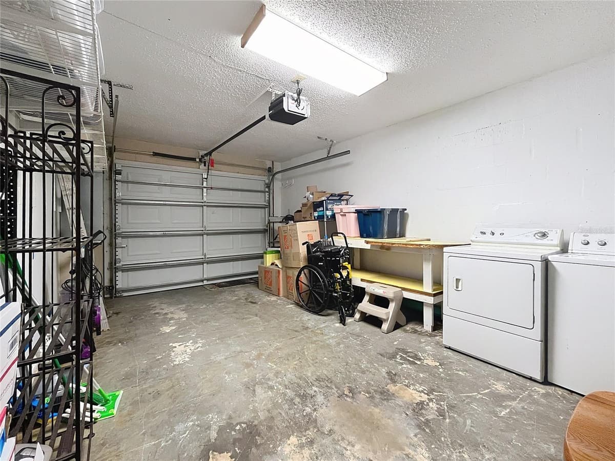 8330 VENDOME BOULEVARD — photo 28 of 49