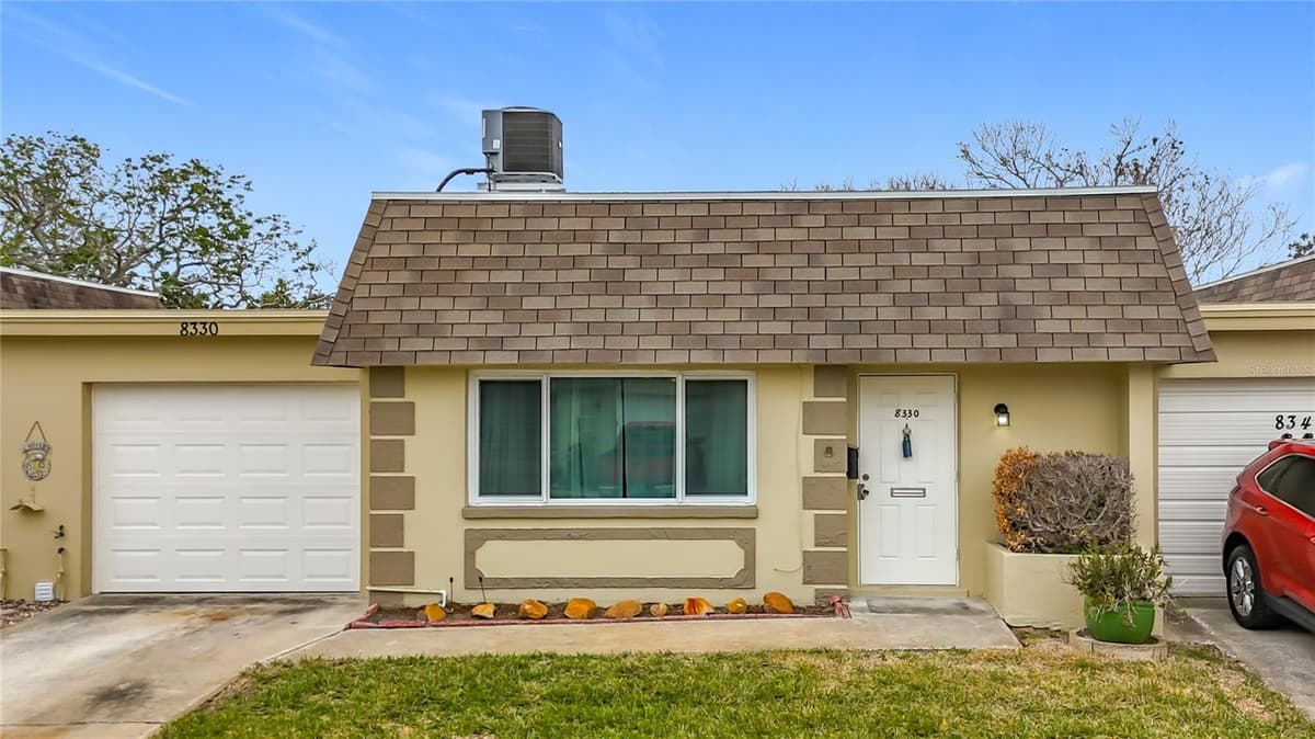8330 VENDOME BOULEVARD — photo 41 of 49