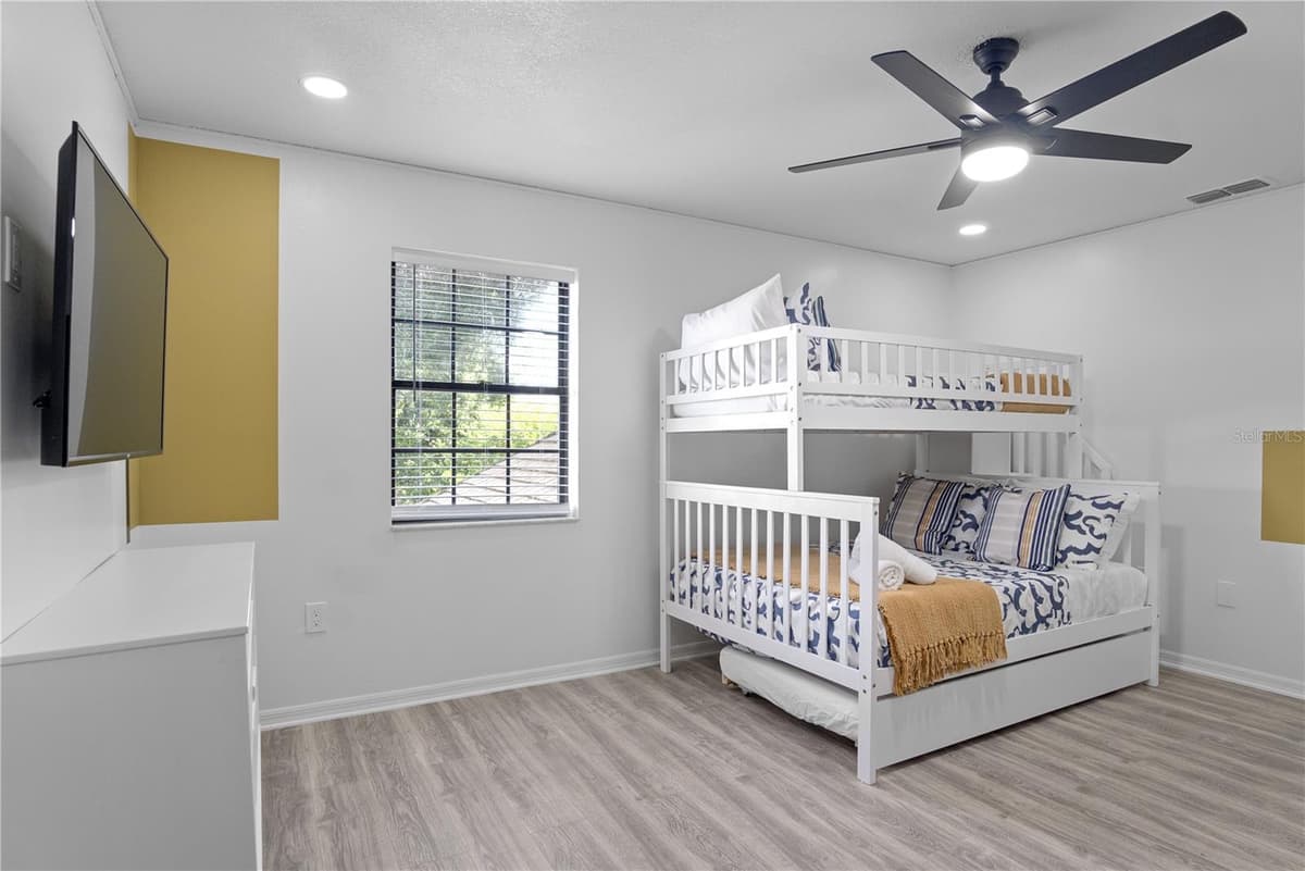 2540 ALBANY DRIVE — photo 45 of 92