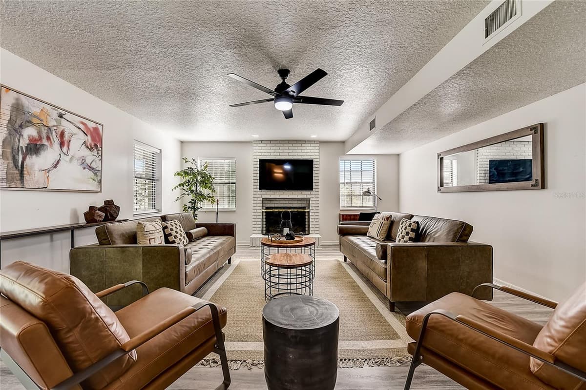 2540 ALBANY DRIVE — photo 39 of 92